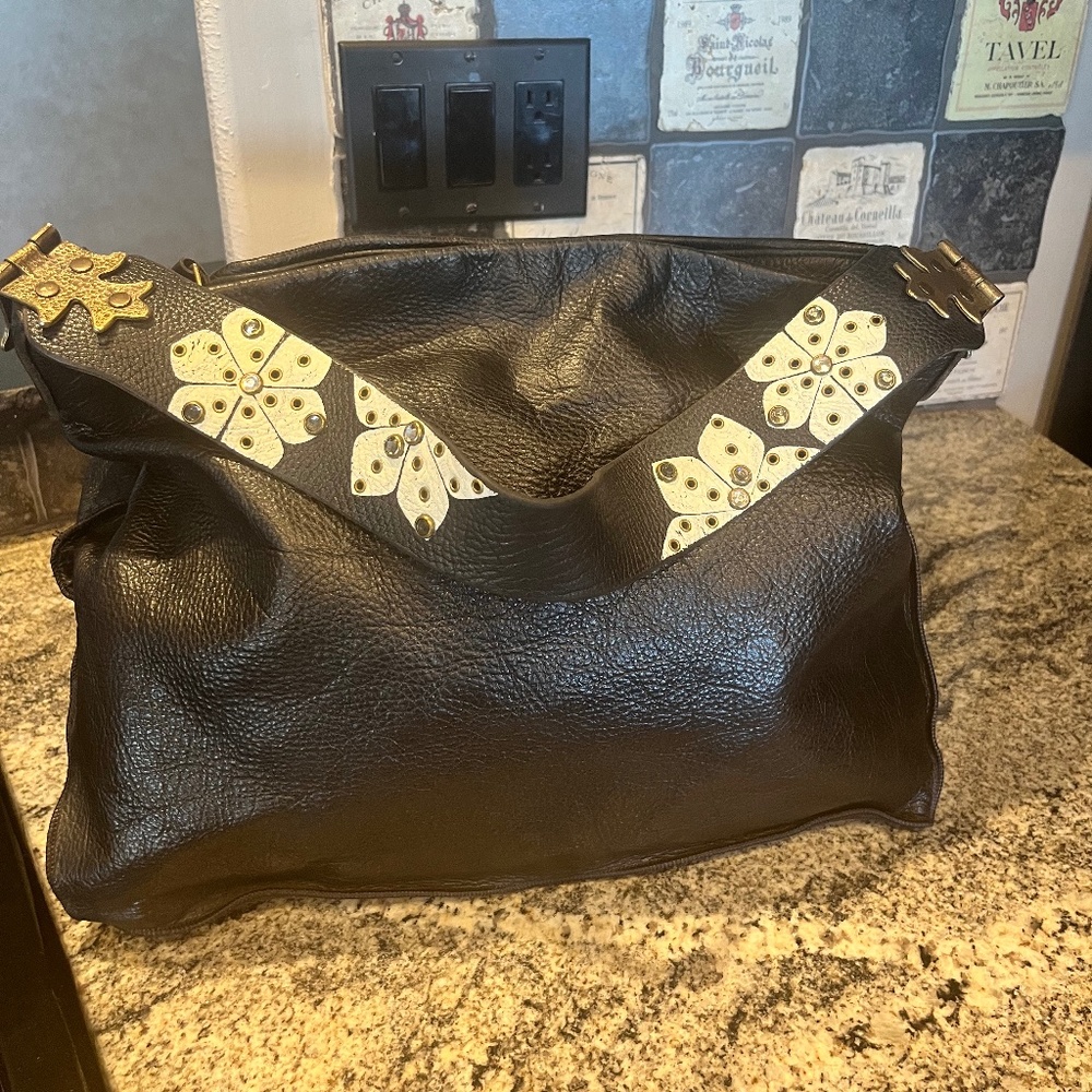 Tylie Malibu Y2K Shoulder Bag